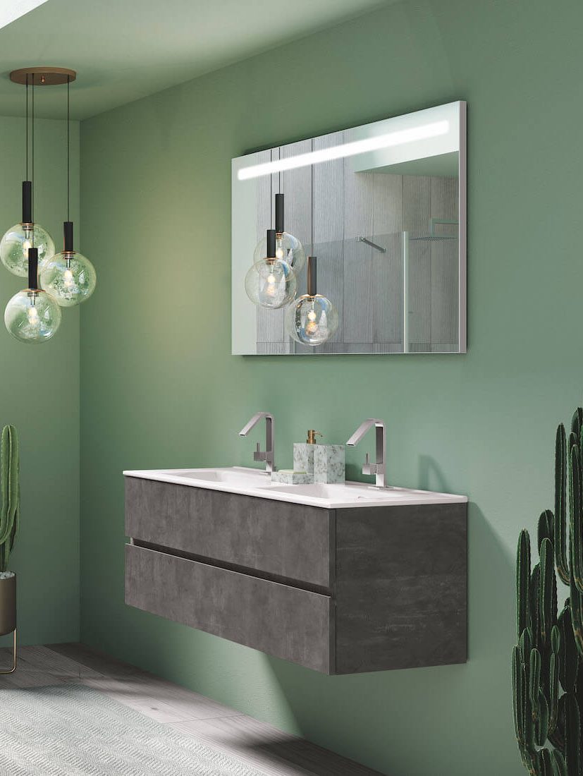 Badmöbel mit Spiegel